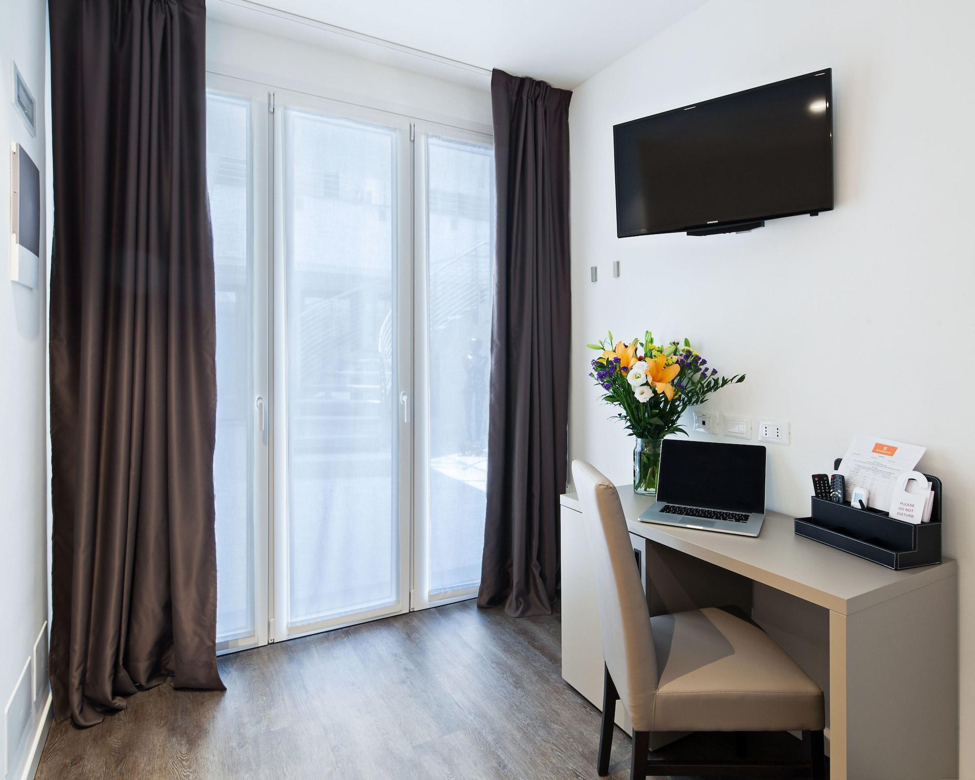 Hotel Studio Inn Centrale & Milano Urban Padel Eksteriør billede