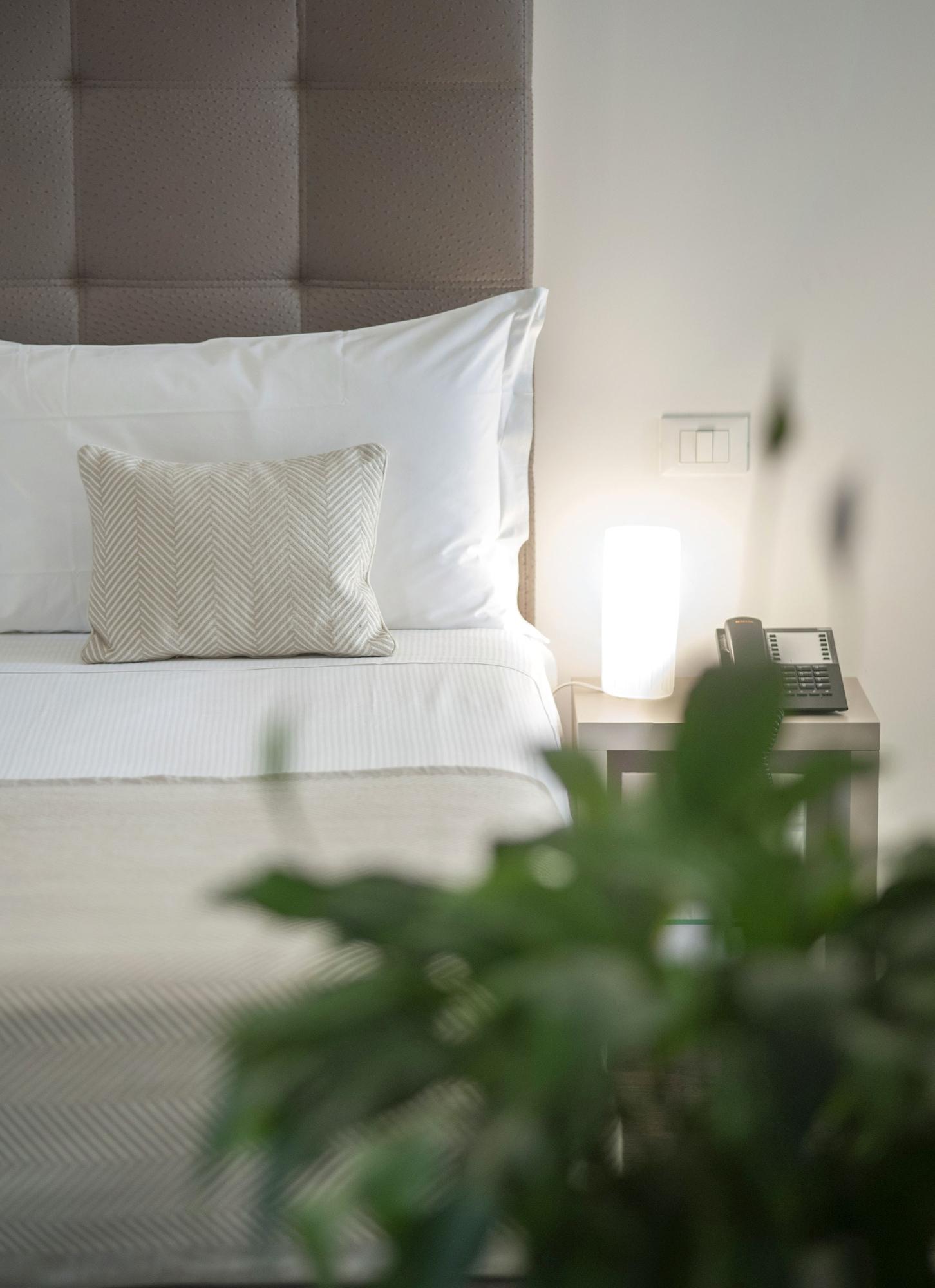 Hotel Studio Inn Centrale & Milano Urban Padel Eksteriør billede