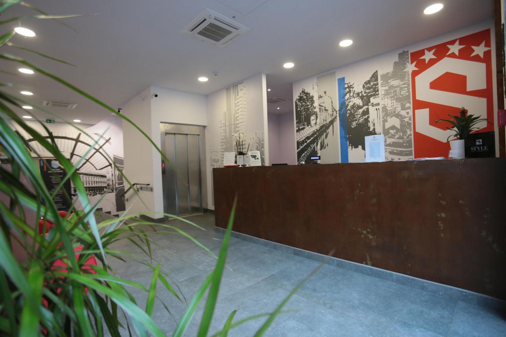 Hotel Studio Inn Centrale & Milano Urban Padel Eksteriør billede